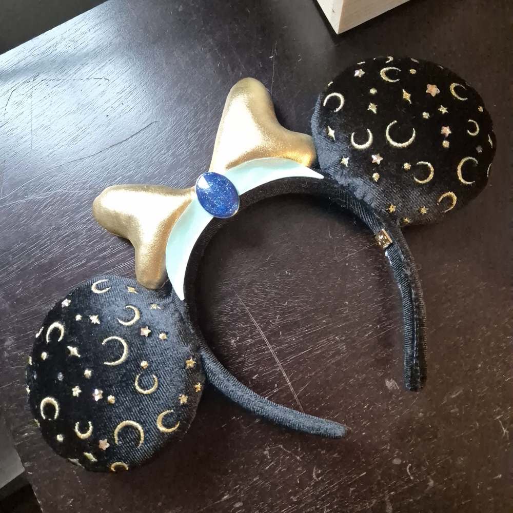 Jasmine Black and Gold Starry Mouse Ears Headband